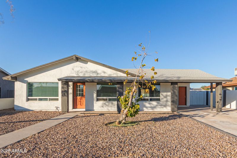 708 E Garnet Ave, Mesa, AZ 85204