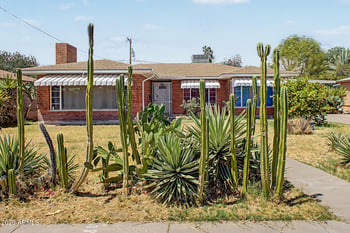 708 Pepper Pl, Mesa, AZ 85203