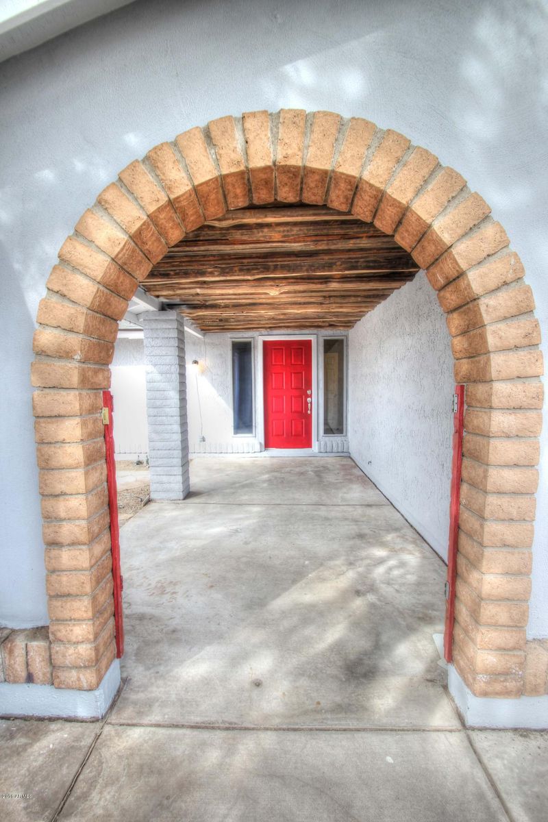 708 S 72nd St, Mesa, AZ 85208