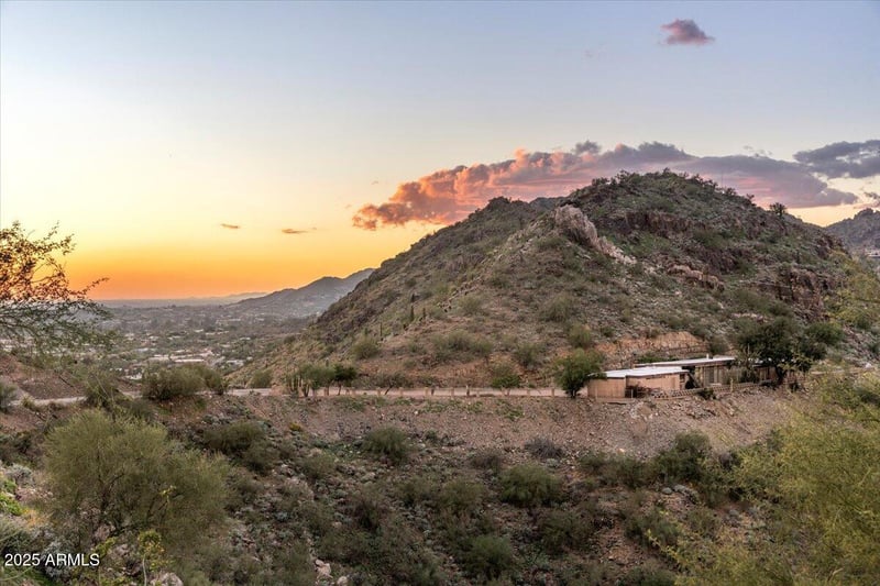 7080 Invergordon Rd #-, Paradise Valley, AZ 85253