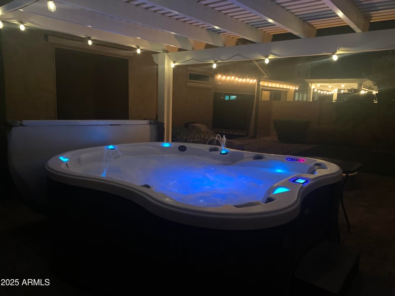 7081 Andrea Dr, Peoria, AZ 85383