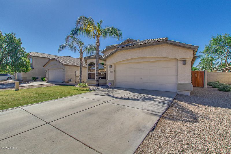 709 E Kyle Dr, Gilbert, AZ 85296