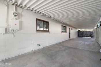 709 E Royal Palm Rd, Phoenix, AZ 85020