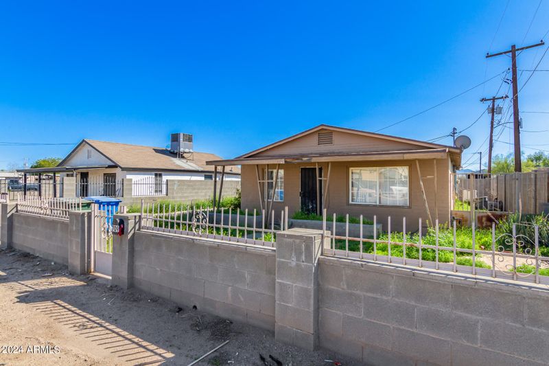 709 E Tonto St, Phoenix, AZ 85034