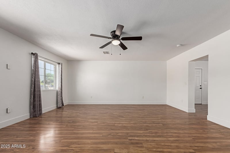 709 Edison Ave, Buckeye, AZ 85326