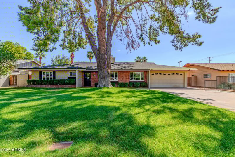 709 Hayward Ave, Phoenix, AZ 85020