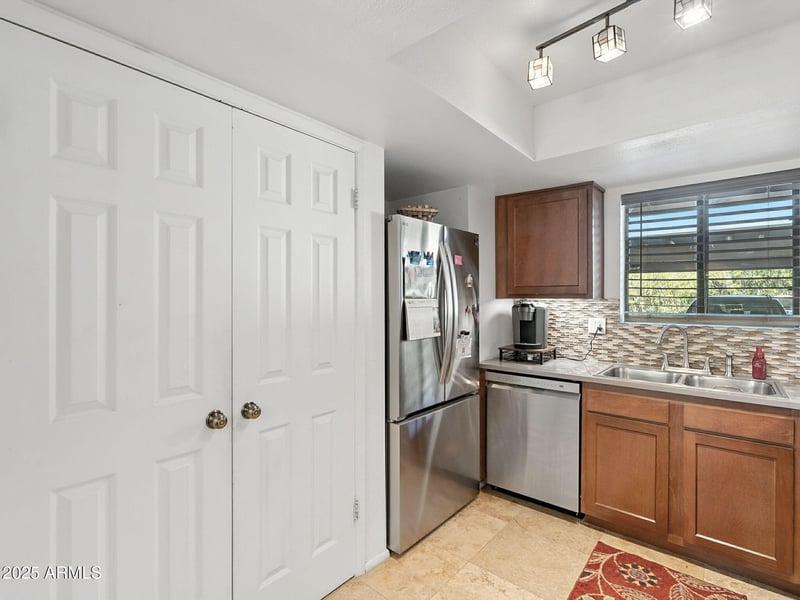 709 Power Rd #108, Mesa, AZ 85206