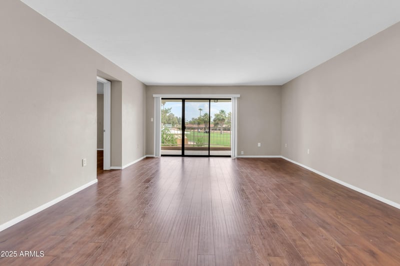 709 Power Rd #203, Mesa, AZ 85206