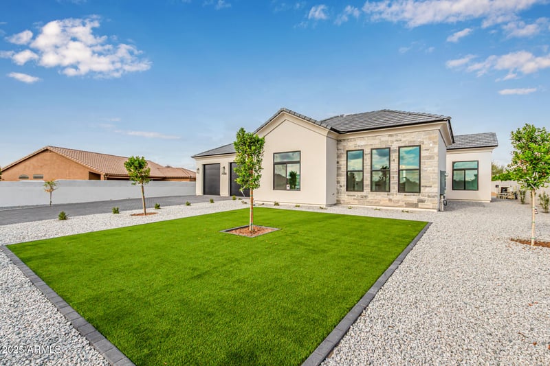 7090 Celestine Dr, Peoria, AZ 85383