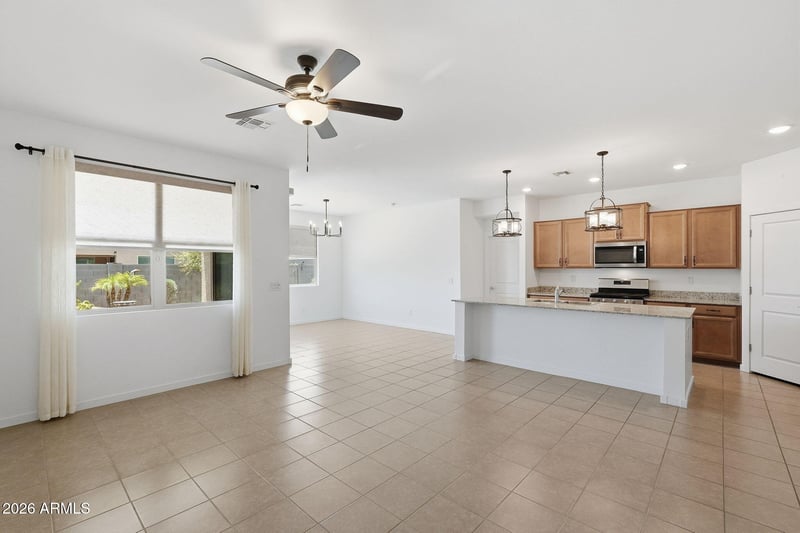 7093 E Gamebird Way, San Tan Valley, AZ 85143