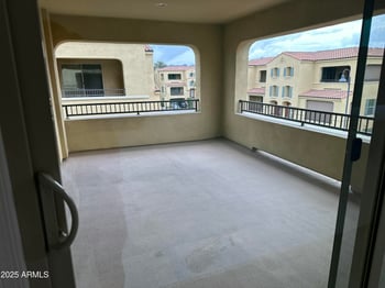 7097 Ivanhoe St, Chandler, AZ 85226