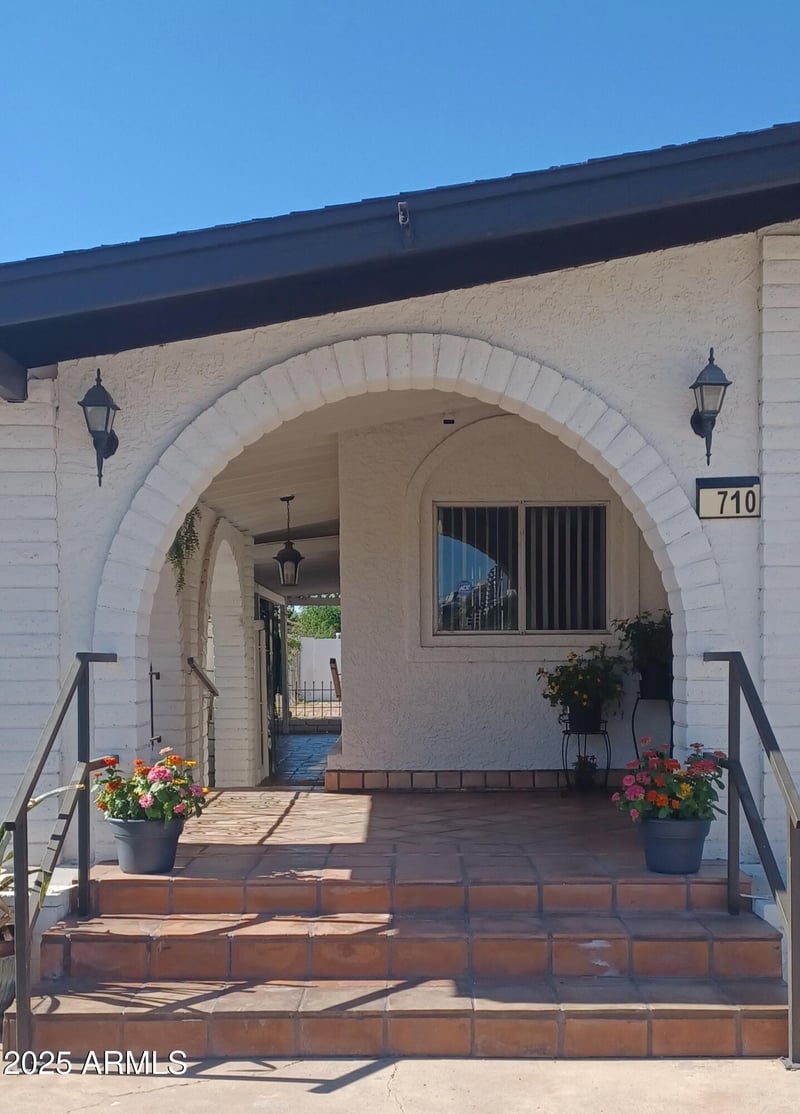 710 9th Ave, Phoenix, AZ 85007