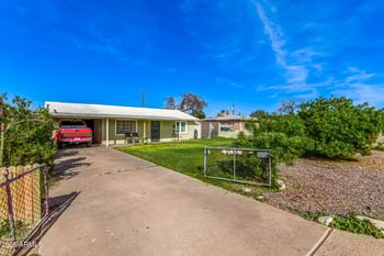 710 Atlanta Ave, Phoenix, AZ 85040