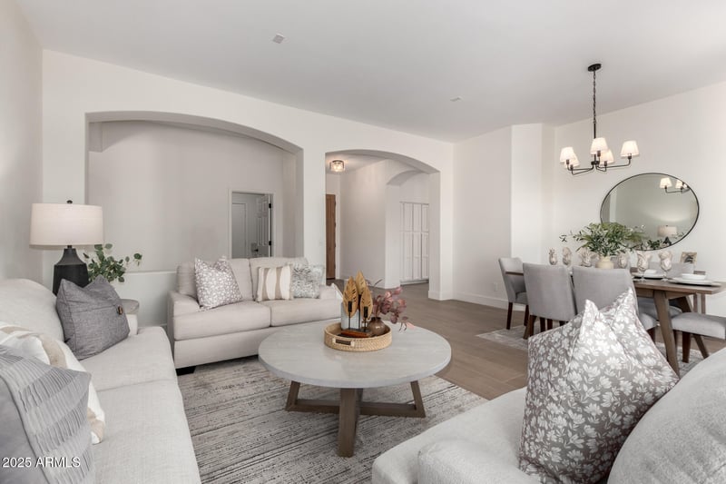 710 Cherrywood Dr, Chandler, AZ 85248