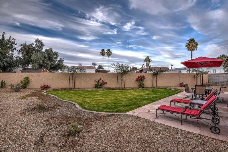 710 E Sack Dr, Phoenix, AZ 85024