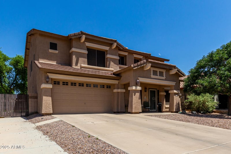 710 Heather Dr, San Tan Valley, AZ 85140