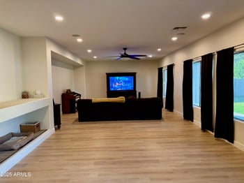 710 Heather Dr, San Tan Valley, AZ 85140