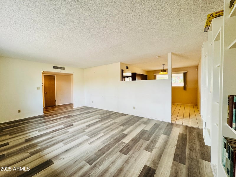710 La Jolla Dr, Tempe, AZ 85282
