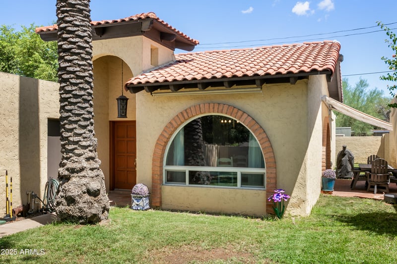 710 Tuckey Ln, Phoenix, AZ 85014