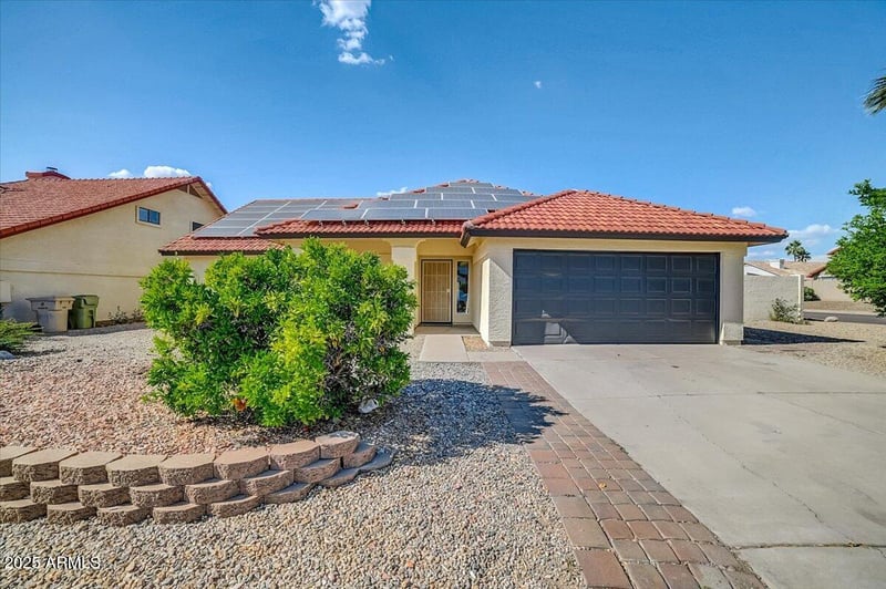 7102 Julie Dr, Glendale, AZ 85308