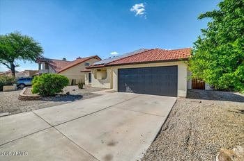 7102 Julie Dr, Glendale, AZ 85308