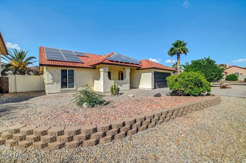 7102 Julie Dr, Glendale, AZ 85308