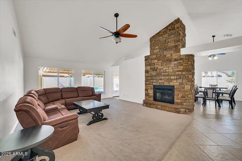 7102 Julie Dr, Glendale, AZ 85308