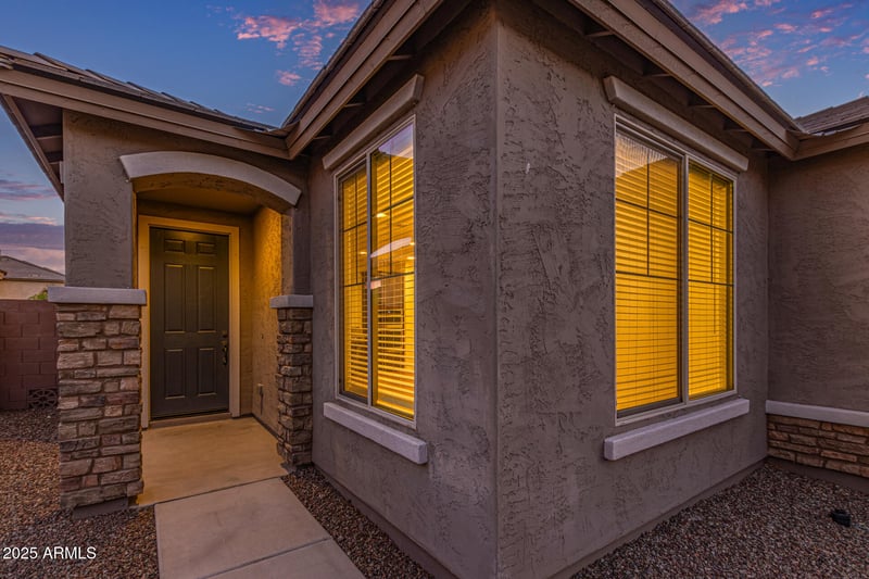 7103 Jasmine Trl, Peoria, AZ 85383