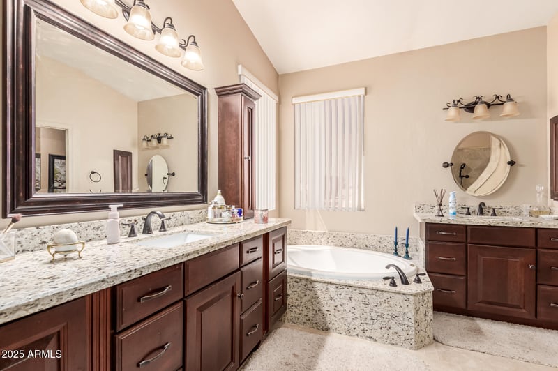 7103 Medina Ave, Mesa, AZ 85209