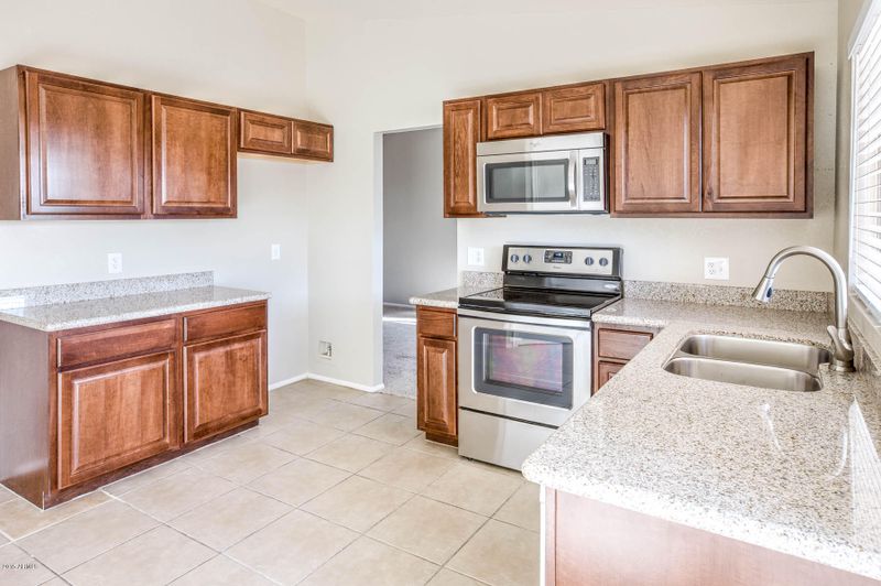7103 W Corrine Dr, Peoria, AZ 85381