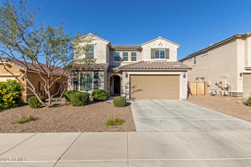7104 Spur Dr, Peoria, AZ 85383