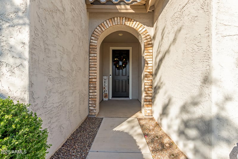 7104 Spur Dr, Peoria, AZ 85383