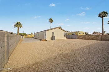 7106 68th Dr, Glendale, AZ 85303