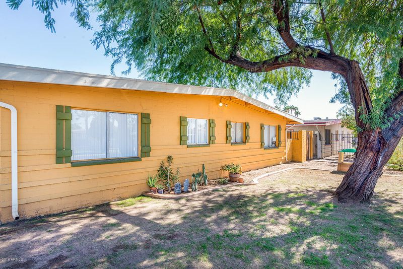 7109 N 68th Dr, Glendale, AZ 85303