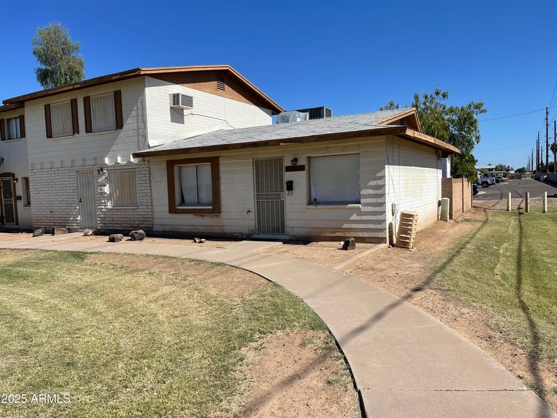 7109 Wolf St, Phoenix, AZ 85033