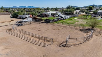 711 Cloud Rd, Phoenix, AZ 85086