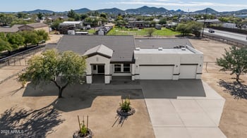 711 Cloud Rd, Phoenix, AZ 85086
