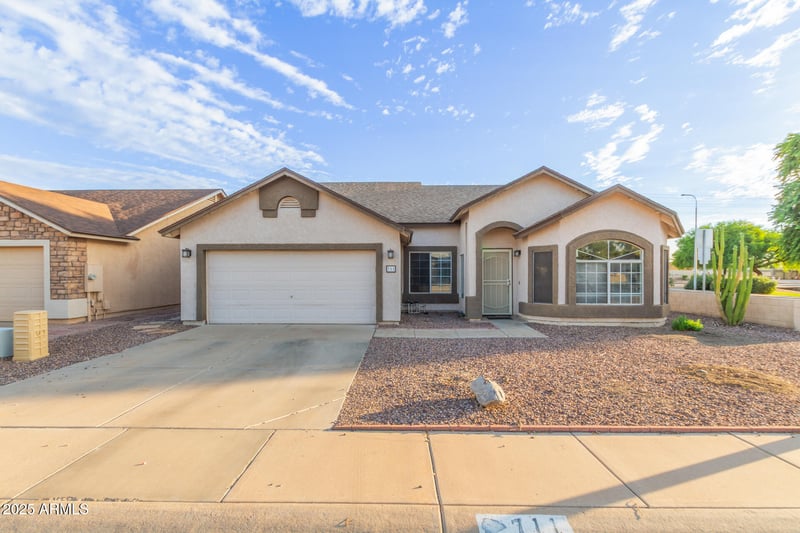 711 Los Arboles Ct, Chandler, AZ 85225