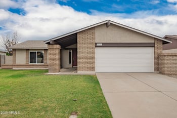 711 Straford Dr, Chandler, AZ 85225