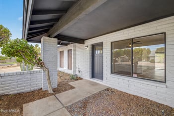 711 W Strahan Dr, Tempe, AZ 85283