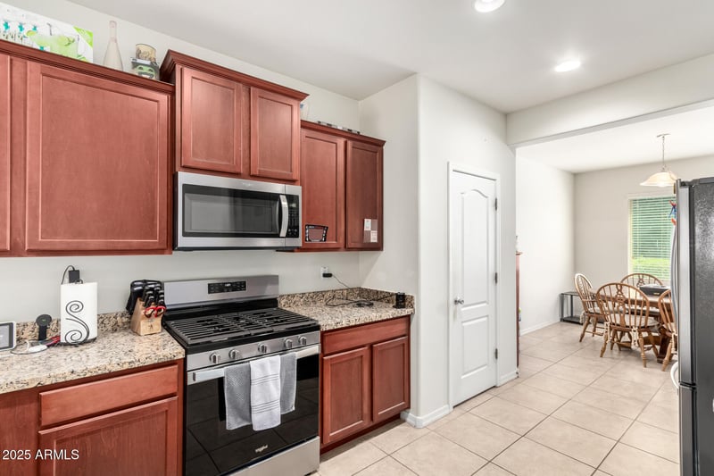 7110 76th Ave, Laveen, AZ 85339