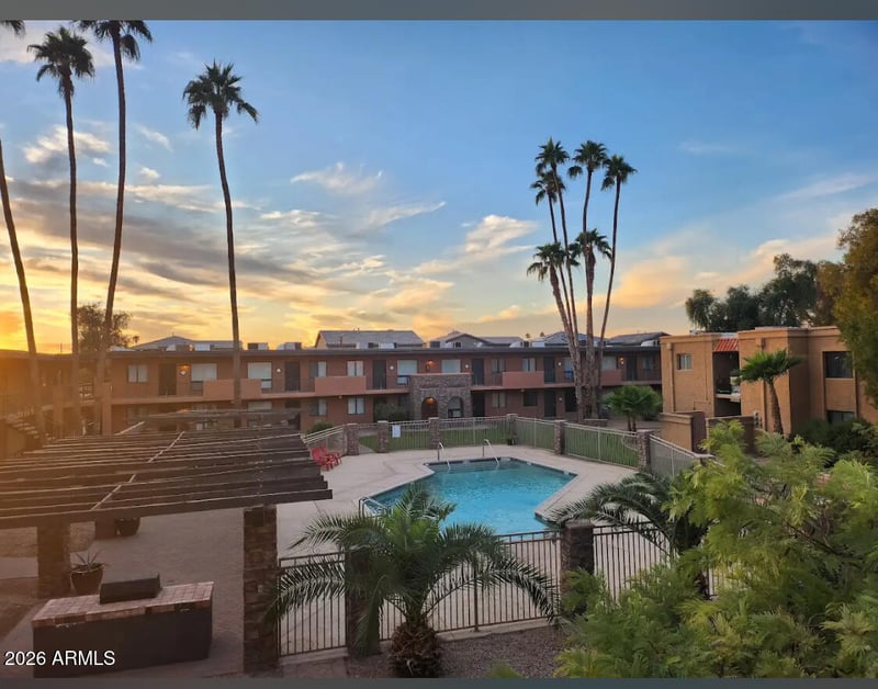 7110 Continental Dr #2008, Scottsdale, AZ 85257