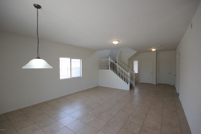 7110 S 14th Dr, Phoenix, AZ 85041