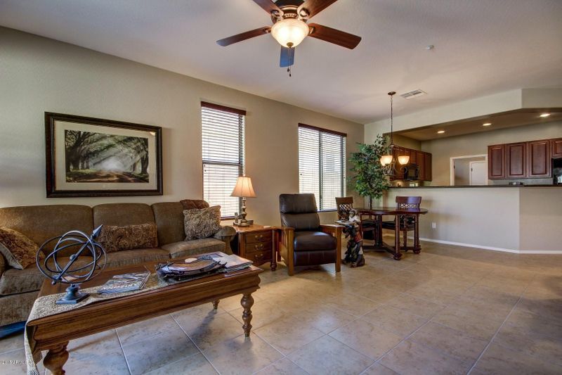 7110 W Milton Dr, Peoria, AZ 85383