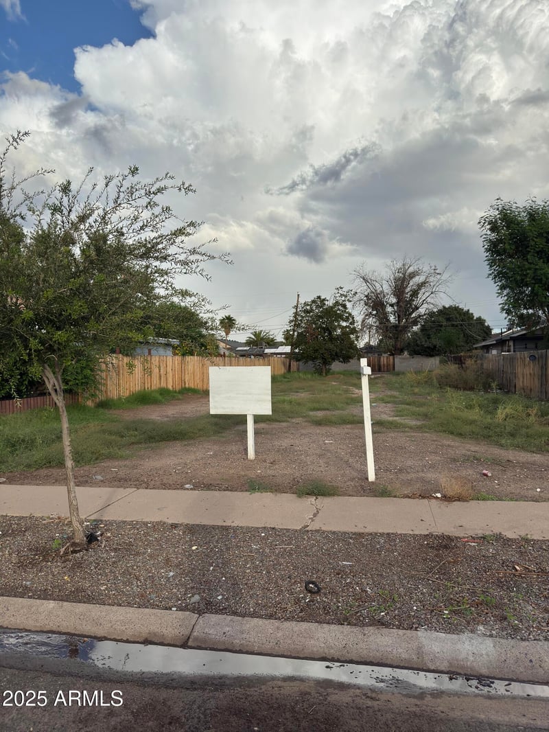 7111 56th Ave #10, Glendale, AZ 85301