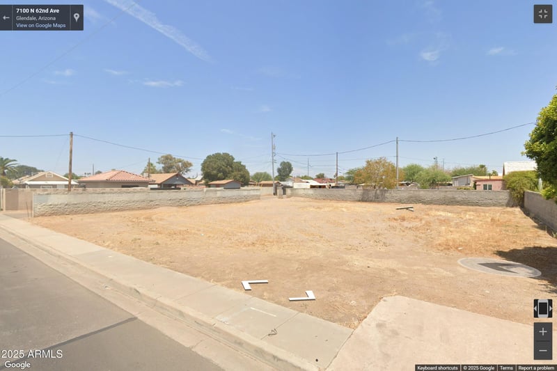 7111 62nd Ave #15, Glendale, AZ 85301