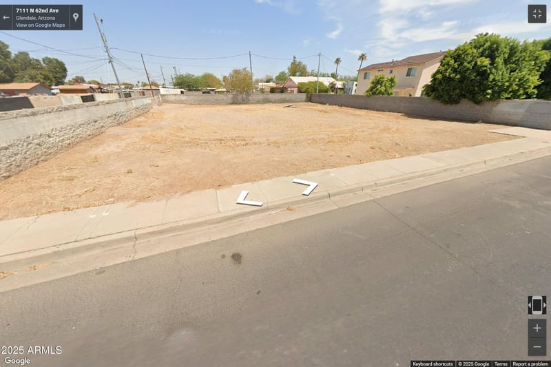 7111 62nd Ave #15, Glendale, AZ 85301