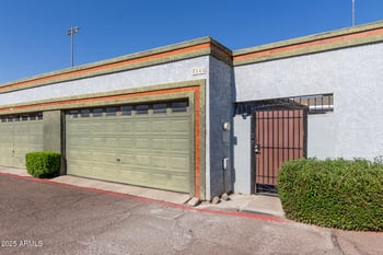 7111 63rd Dr, Glendale, AZ 85301