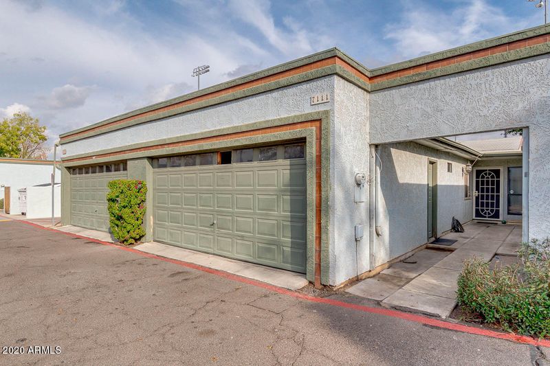 7111 N 63rd Dr, Glendale, AZ 85301