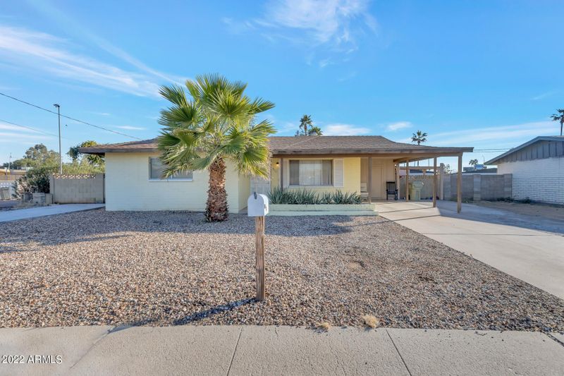 7111 N 76th Dr, Glendale, AZ 85303